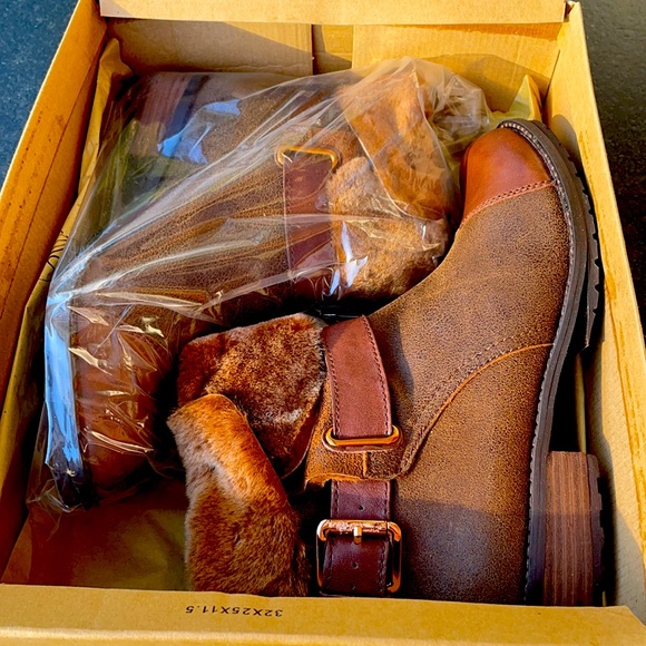 Brand New!! Matt Bernson Leather/Sheerling boots 8.5 - Picture 2 of 5